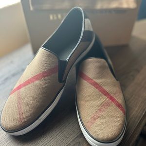 Burberry Women Slip On Canvas Shoes
